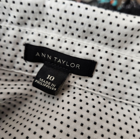Ann Taylor Polka Dot Black White Button Down Size 10 - Picture 5 of 5
